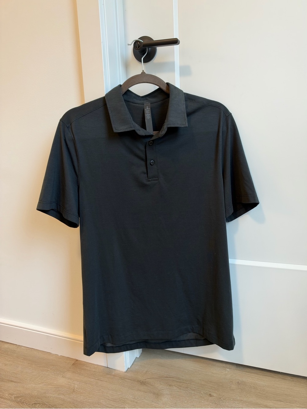 Lululemon Men's Black Short-Sleeve Polo Shirt